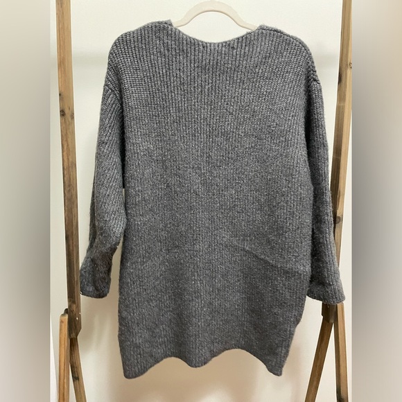 Oversized grey sweater - Picture 3 of 4